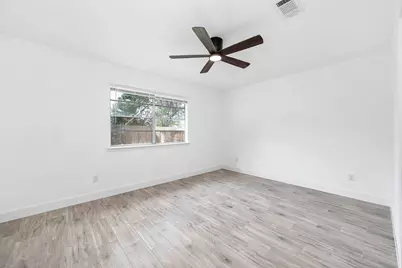 10402 Rancho Bernardo Lane, Sugar Land, TX 77498 - Photo 15