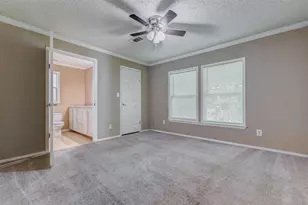 6054 Ridgeway Dr, Houston, TX 77033 - Photo 17