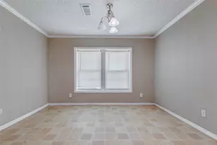 6054 Ridgeway Dr, Houston, TX 77033 - Photo 23