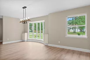 566 Beauregard Dr, Conroe, TX 77302 - Photo 15