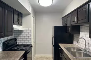 5550 N Braeswood Blvd, Houston, TX 77096 - Photo 1