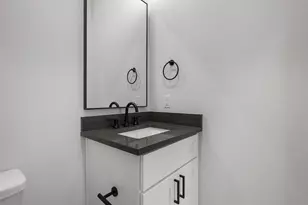 1136 Adele St St, Houston, TX 77009 - Photo 35