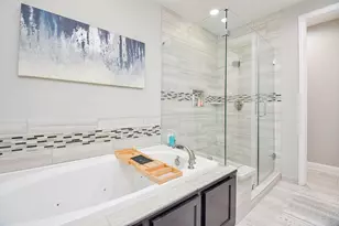 1223 W 19th St, Houston, TX 77008 - Photo 21