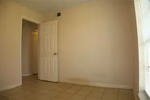 19307 Lazy Valley Dr, Katy, TX 77449 - Photo 9