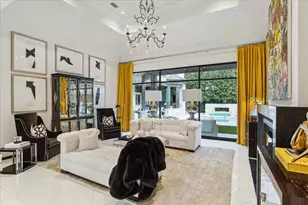 220 Merrie Way Ln, Houston, TX 77024 - Photo 7