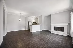 702 Bering Dr, Houston, TX 77057 - Photo 3