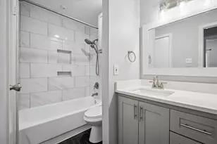 702 Bering Dr, Houston, TX 77057 - Photo 11