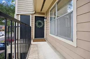 702 Bering Dr, Houston, TX 77057 - Photo 17
