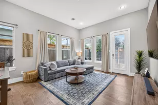 803 Thornton Rd, Houston, TX 77018 - Photo 19