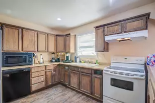 3701 Avenue J, Santa Fe, TX 77510 - Photo 5