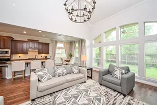 11 S Victoriana Cir, Spring, TX 77389 - Photo 17