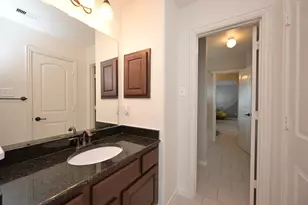11 S Victoriana Cir, Spring, TX 77389 - Photo 29