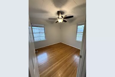 506 Gardenia Street, Lake Jackson, TX 77566 - Photo 3