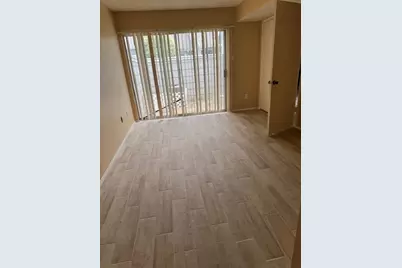 12246 Bob White Drive #122, Houston, TX 77035 - Photo 5
