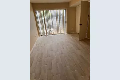 12246 Bob White Drive #122, Houston, TX 77035 - Photo 3