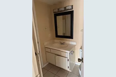 12246 Bob White Drive #122, Houston, TX 77035 - Photo 7
