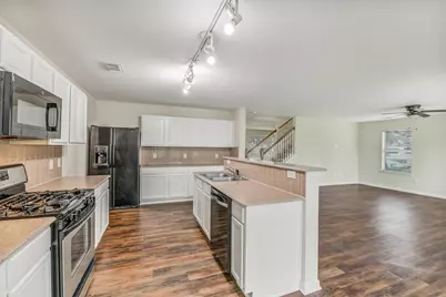 2111 Gable Hollow Lane, Katy, TX 77450 - Photo 9