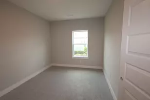 16024 Hayes Pk Dr, Houston, TX 77079 - Photo 9