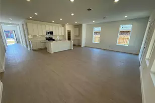 5439 Peacock Bass Dr, Baytown, TX 77521 - Photo 7