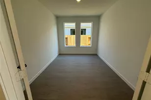 5439 Peacock Bass Dr, Baytown, TX 77521 - Photo 5