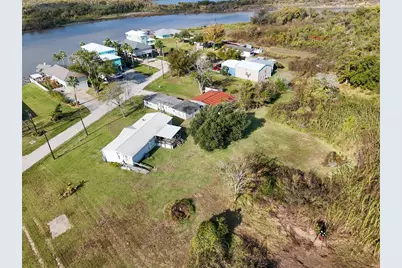 686 County Road 257, Matagorda, TX 77457 - Photo 13