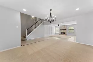 2731 Field Line Dr, Sugar Land, TX 77479 - Photo 17