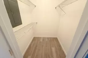 3085 Walnut Bend Ln, Houston, TX 77042 - Photo 7