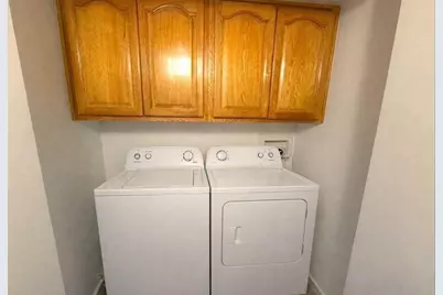 3085 Walnut Bend Lane #16, Houston, TX 77042 - Photo 11