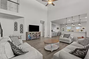 297 Twin Lakes Blvd W, West Columbia, TX 77486 - Photo 13