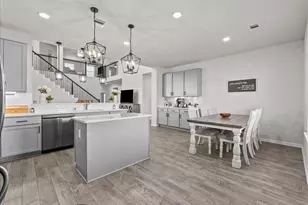 297 Twin Lakes Blvd W, West Columbia, TX 77486 - Photo 17