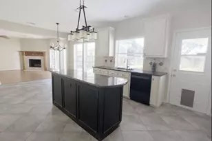 702 Epperson Way, Sugar Land, TX 77479 - Photo 5