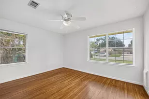 6734 Sharpcrest St, Houston, TX 77074 - Photo 23