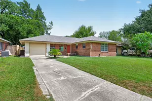 6734 Sharpcrest St, Houston, TX 77074 - Photo 3
