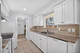 6734 Sharpcrest St, Houston, TX 77074 - Photo 17