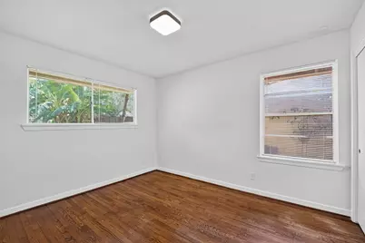 6734 Sharpcrest Street, Houston, TX 77074 - Photo 31