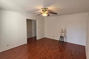 21 N Avenue D, Freeport, TX 77541 - Photo 3
