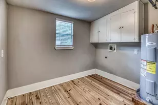 408 N Hunt St, Bellville, TX 77418 - Photo 21