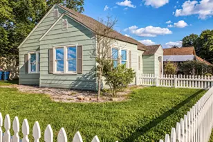 408 N Hunt St, Bellville, TX 77418 - Photo 25