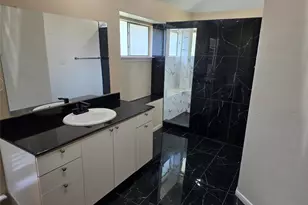 12902 Skymeadow Dr, Houston, TX 77082 - Photo 37