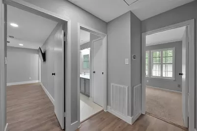 14 E Wandering Oak Drive, The Woodlands, TX 77381 - Photo 31