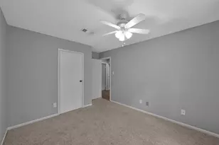 14 E Wandering Oak Dr, The Woodlands, TX 77381 - Photo 33