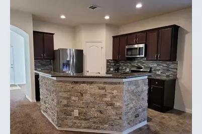 3410 Hunters Canyon, Baytown, TX 77521 - Photo 5