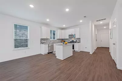 332 Appaloosa Drive, Alvin, TX 77511 - Photo 9