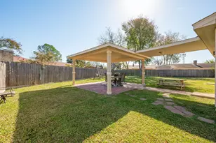 13703 Templar Ln, Sugar Land, TX 77498 - Photo 45