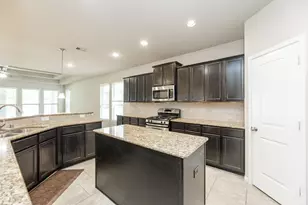 2414 Garden Falls Dr, Conroe, TX 77384 - Photo 17