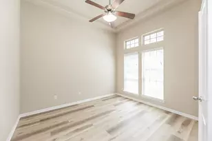 2414 Garden Falls Dr, Conroe, TX 77384 - Photo 7