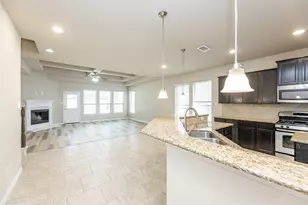 2414 Garden Falls Dr, Conroe, TX 77384 - Photo 9