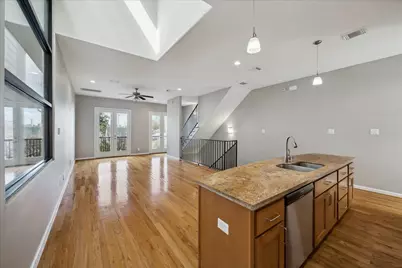 802 Waverly Street #D, Houston, TX 77007 - Photo 9