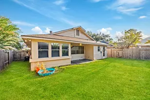 11059 Landsbury Cir, Houston, TX 77099 - Photo 21