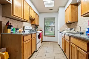 13710 Edgeboro St, Houston, TX 77049 - Photo 5